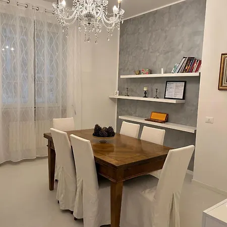 Campesio 2 , Zona Clinica 3* Пьяченца